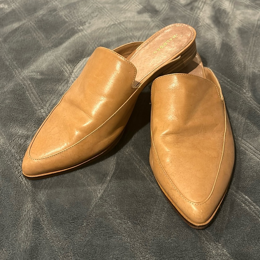 Halogen Tan Leather Slides/Slip on Loafers